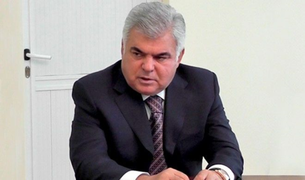 Ziya Məmmədovun yaratdığı problem: sökülür…